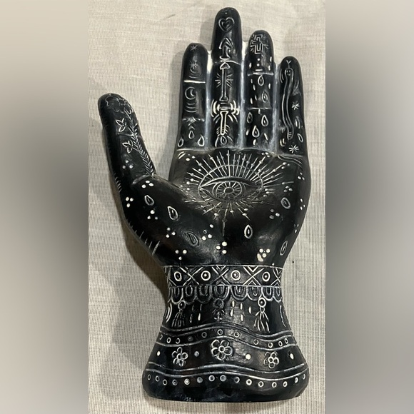 Mystical Black Hand Sculpture & palmistry hand - Picture 2 of 10